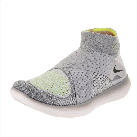 Nike Women's Free Rn Motion FK 2017 Running Shoe - Picture 1 of 8